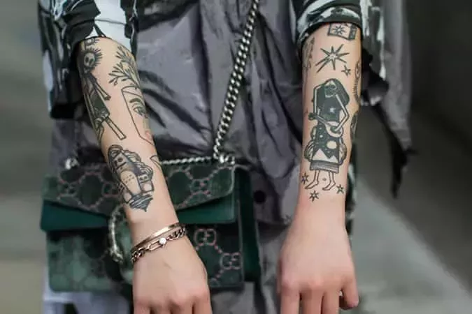 Ideas de tatuajes para el brazo que combinan con el estilo de cada hombre