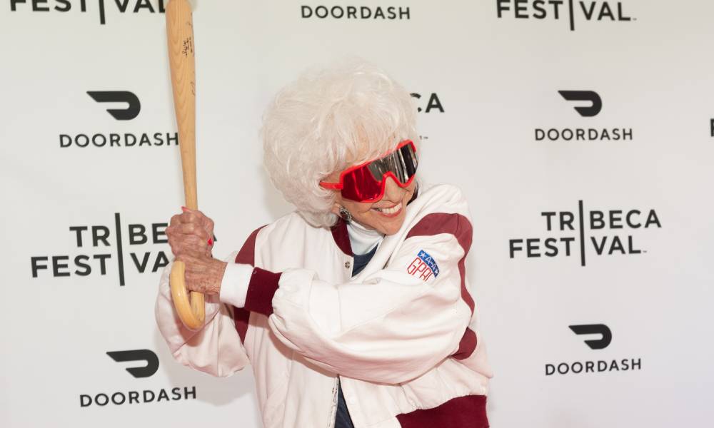 Una leyenda del béisbol sale del armario a los 95 años