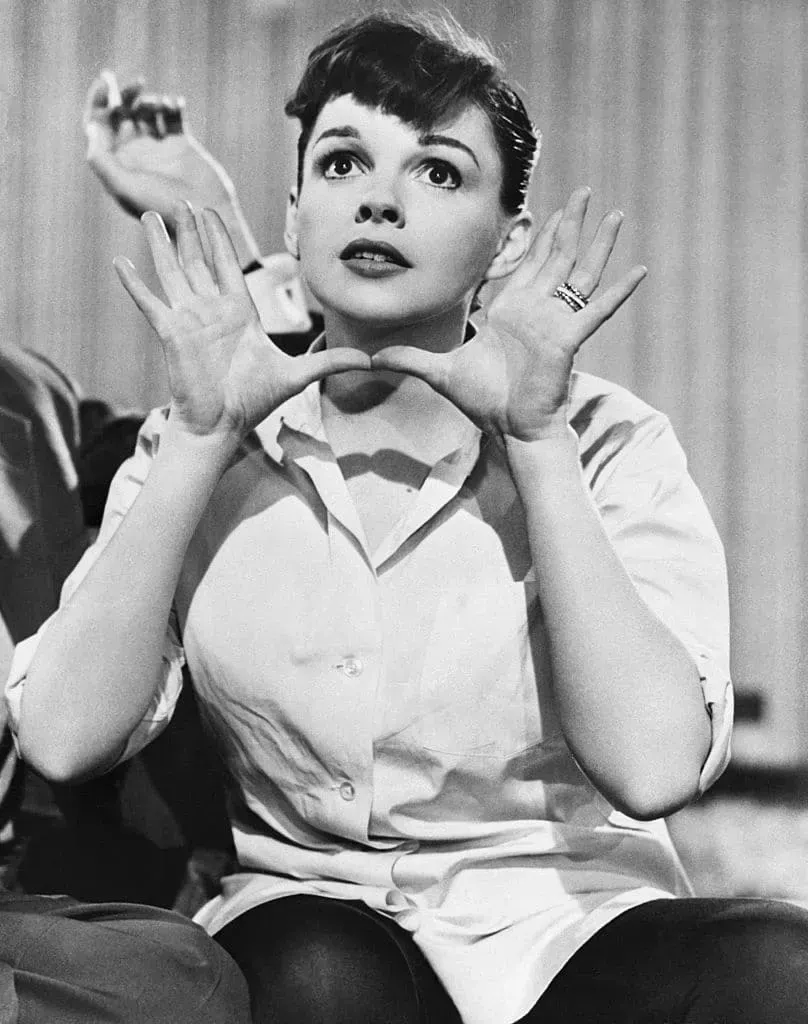 Las muchas, muchas razones por las que Judy Garland será para siempre un icono gay: Sus triunfos y luchas