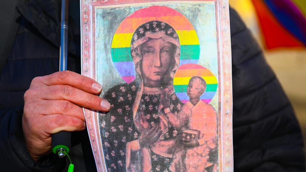 Los eurodiputados piden que se retire la icónica Virgen María LGBTQ+ del museo de Bruselas
