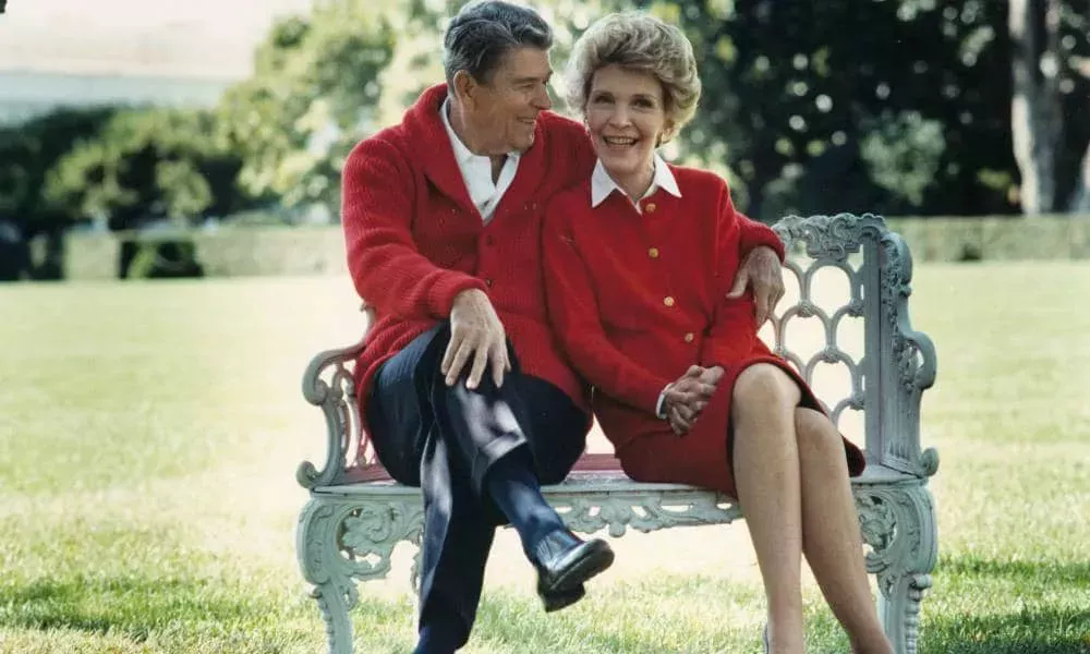 Nancy Reagan, que dio la espalda a la crisis del sida, homenajeada por la Casa Blanca en el primer día del Orgullo