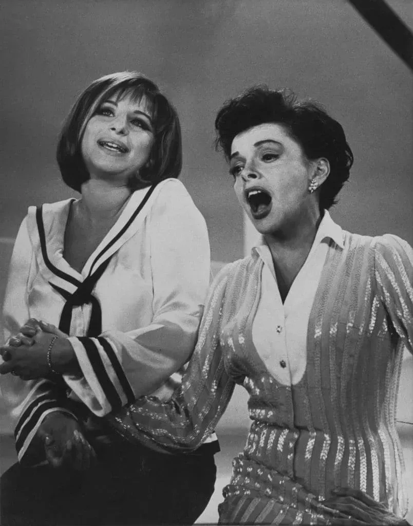 Por qué Judy Garland sigue significando tanto para las personas queer 53 años después de su trágica muerte