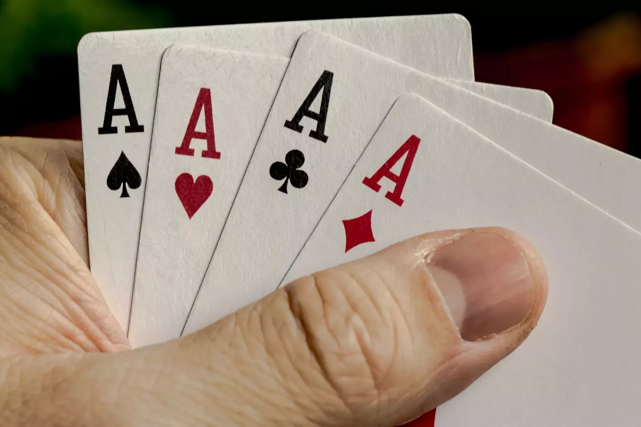 6 símbolos poco conocidos y perdidos del orgullo, la resistencia y la comunidad LGBTQ+