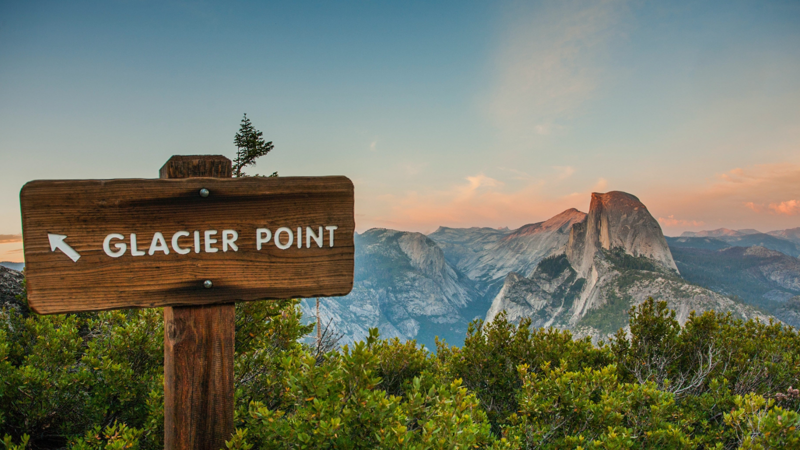 Visita los paisajes de Yosemite y conoce su oferta de actividades gay