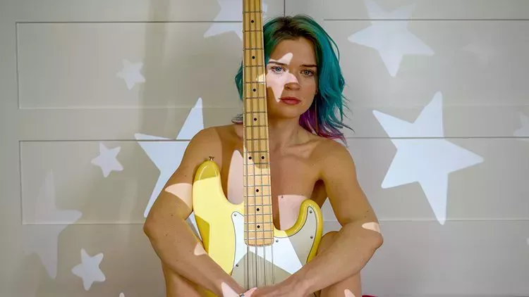 LGBTQ+ Pop Singer MuMu Debuts A Video For Her Pro-Choice Single ‘Wrapped Up’ MuMu