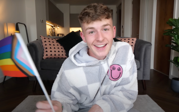 La estrella de YouTube Adam B sale del armario como gay