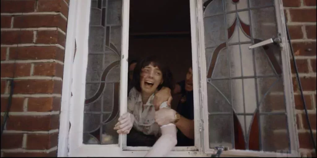 Los protagonistas de It's a Sin y Sex Education hablan de por qué su terror queer en HBO les pega demasiado.