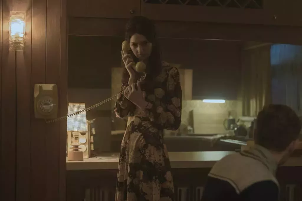 Los protagonistas de It's a Sin y Sex Education hablan de por qué su terror queer en HBO les pega demasiado.