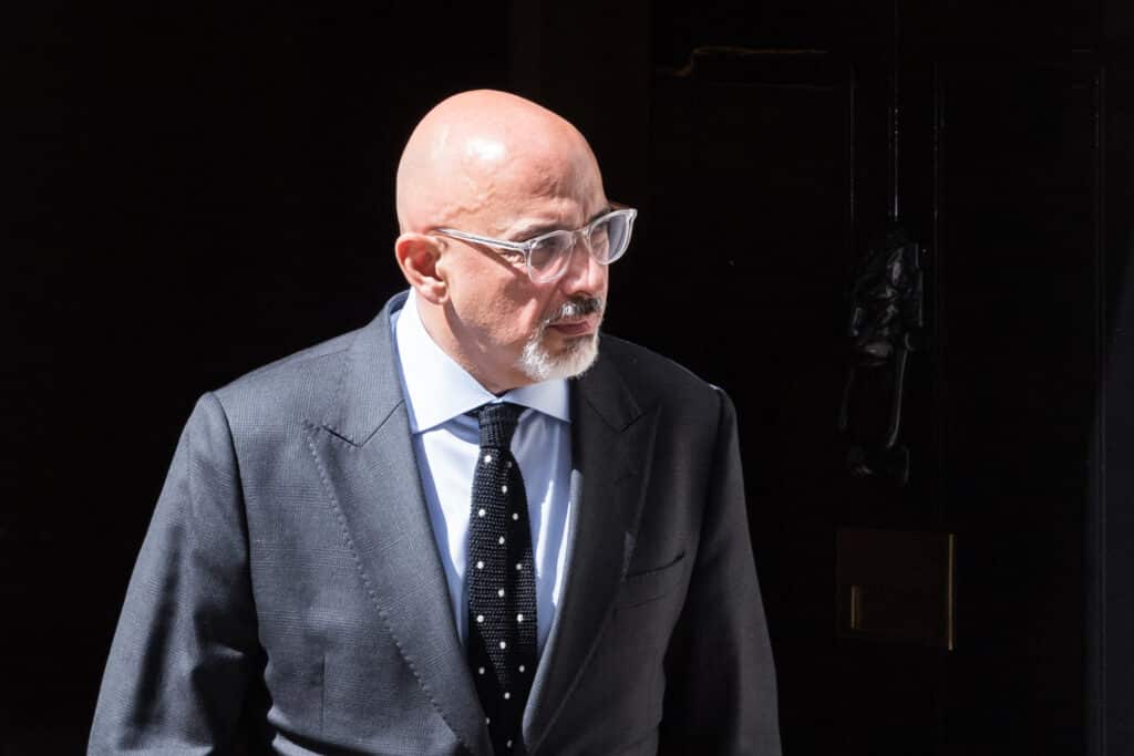 Nadhim Zahawi desata los temores de la Sección 28 en Reino Unido