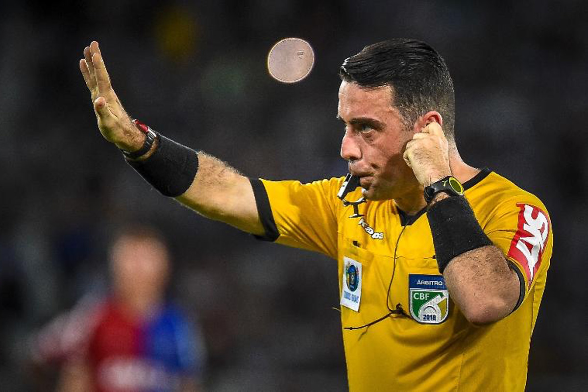 El árbitro Igor Benevenuto habla sobre su salida del armario