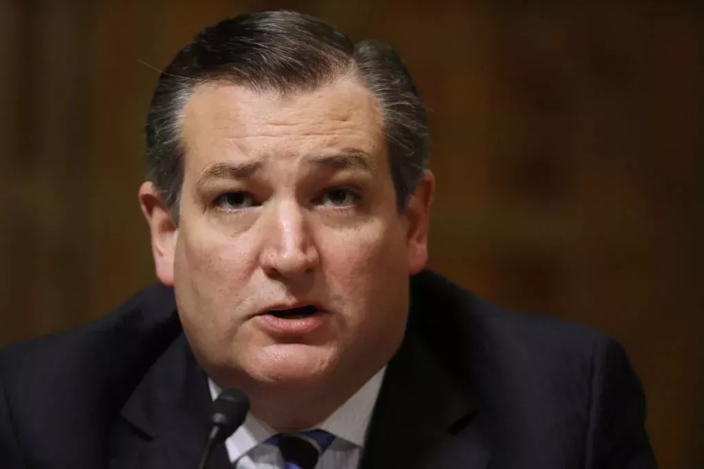 'Vergüenza' Ted Cruz dice que el Tribunal Supremo se equivocó 'claramente' al legalizar el matrimonio entre personas del mismo sexo