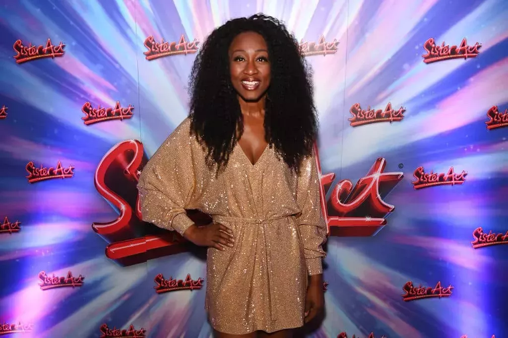 Beverley Knight dedica su actuaci&oacute;n en Sister Act a una amiga trans en un emotivo v&iacute;deo