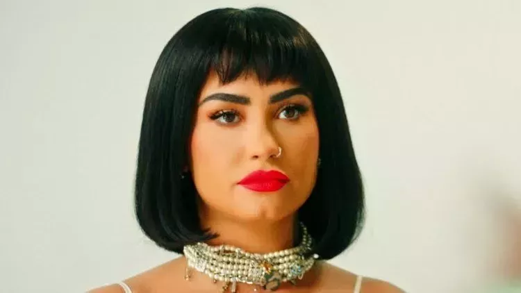 Demi Lovato Updates Pronouns to She/Her–Here's the Reason Why Demi Lovato