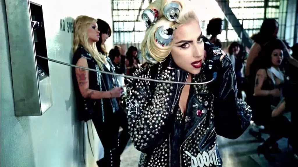 El Baile Cromático de Lady Gaga fue un momento de vuelta a la normalidad para los fans que han luchado con su homosexualidad