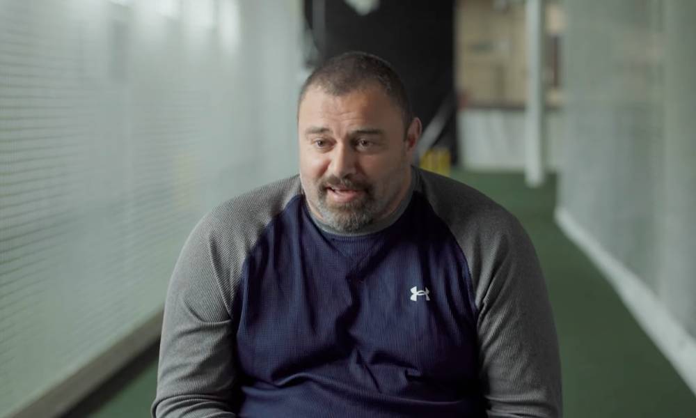 El jugador de cricket Heath Davis se declara valientemente gay  a sus 50 años