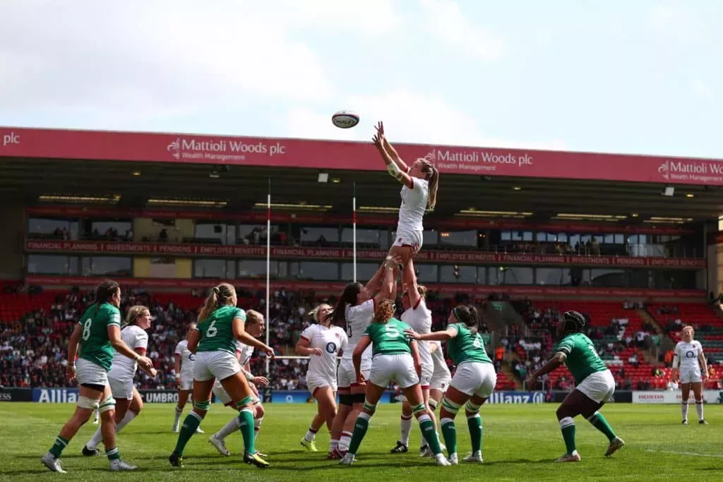 El sindicato de rugby irlandés prohíbe a las mujeres trans el rugby de contacto en un 