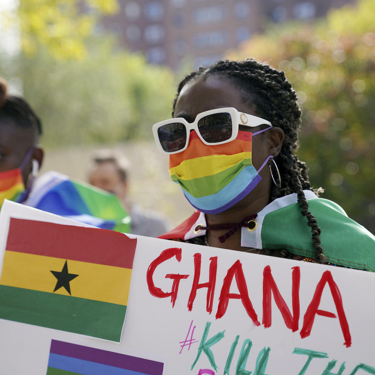 ¿Qué hace que la ley antigay de Ghana sea tan extrema?
