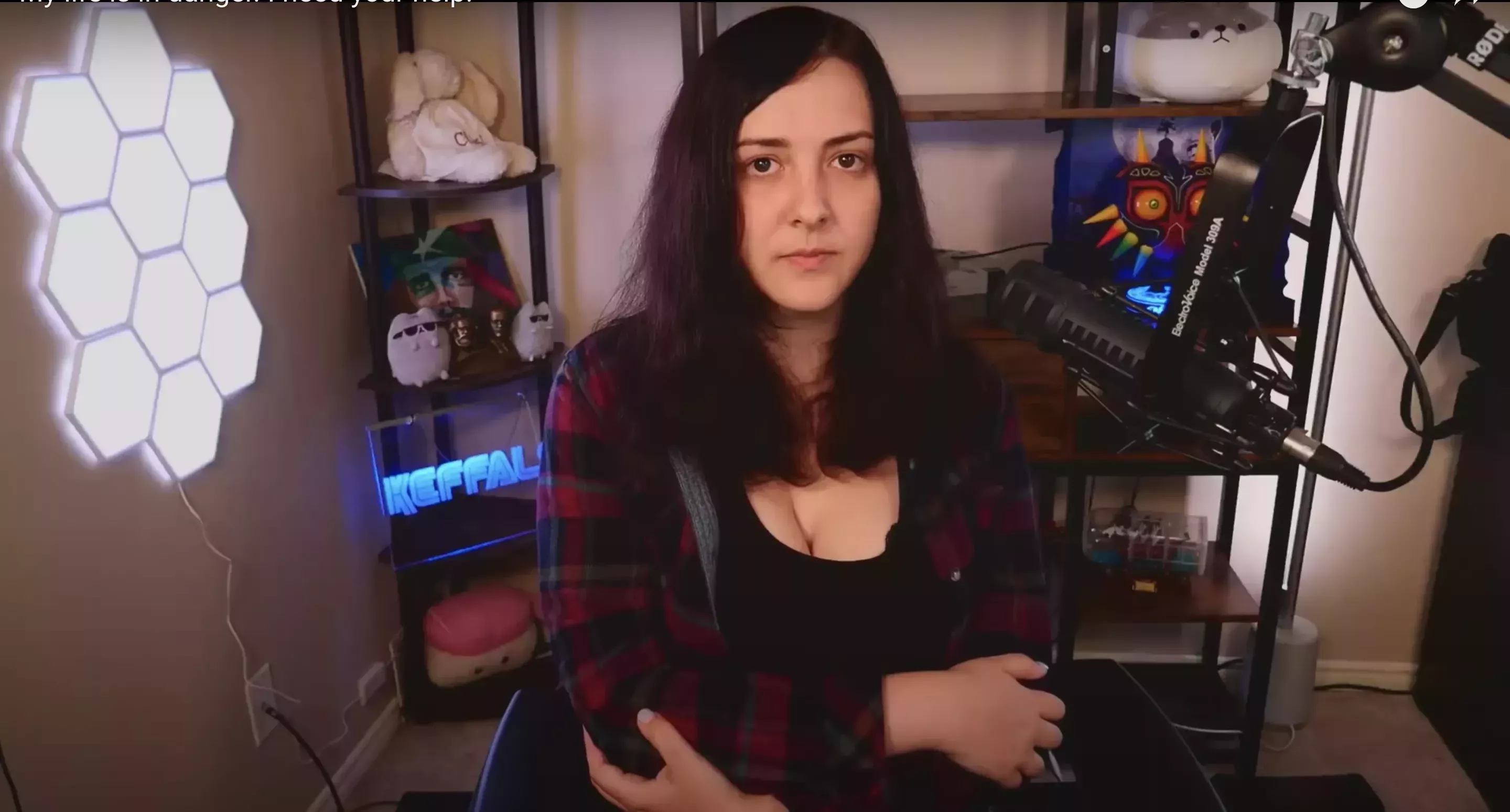 La mujer trans, Twitch streamer Keffals doxxed, detenido a punta de pistola por la polic&iacute;a de Londres, Ont. | Globalnews.ca