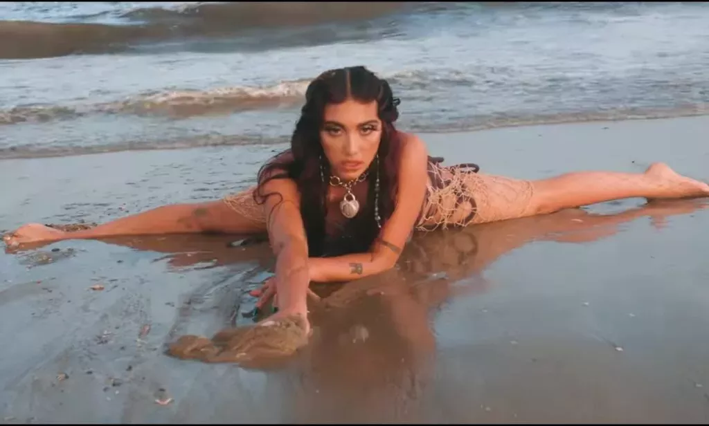 Lourdes León, la hija de Madonna, lanza su primer single inspirado en el momento más icónico de Lady Gaga