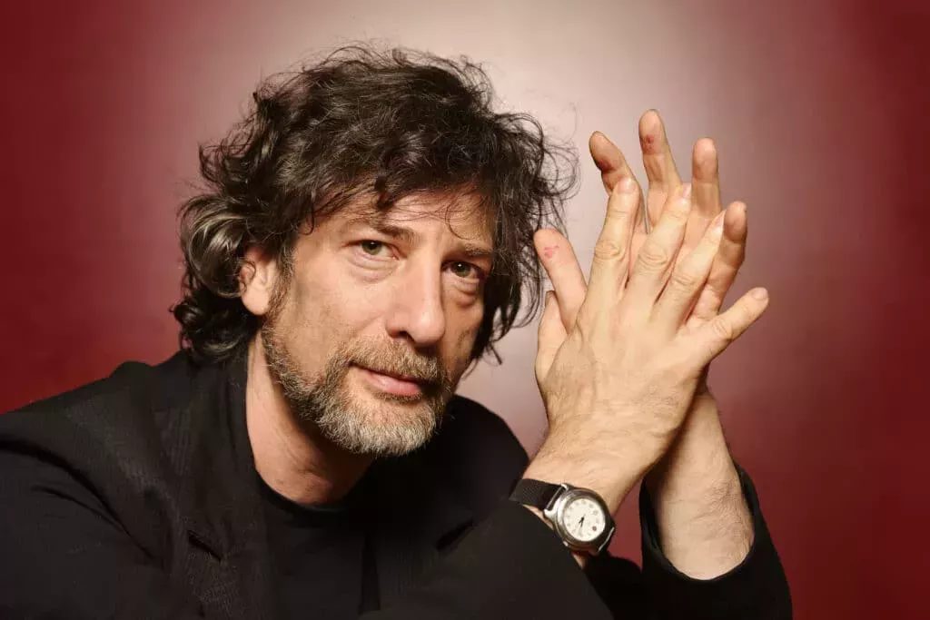 Neil Gaiman, de The Sandman, explica cómo sus amigos de la vida real inspiraron a los personajes LGBTQ+.