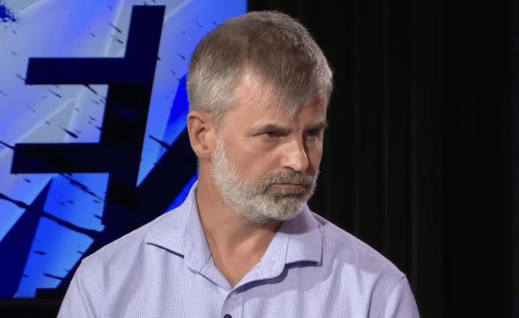 Despedido un profesor de matemáticas tras negarse a utilizar el nombre y los pronombres preferidos de un alumno trans