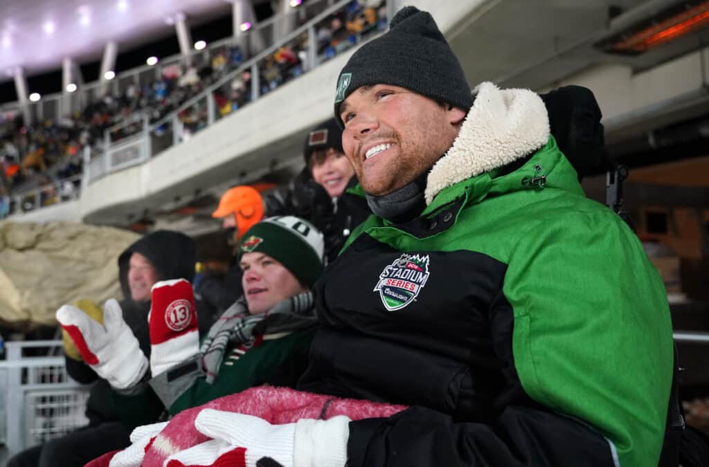 El jugador de hockey Jack Jablonski sale del armario como gay