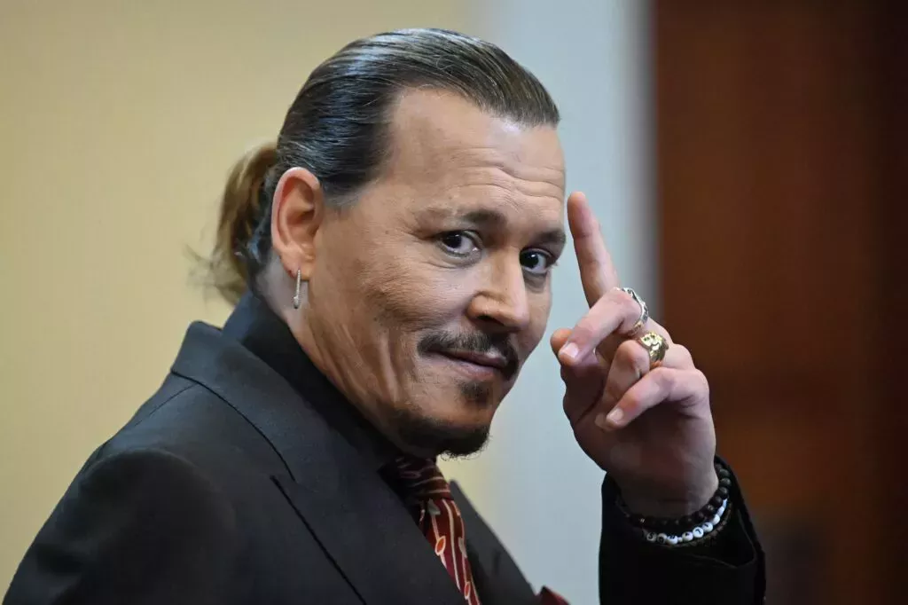 El juicio de Johnny Depp contra Amber Heard se dramatiza en una película, y suena un poco asqueroso
