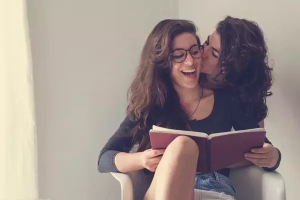 6 libros queer que deberías leer este otoño