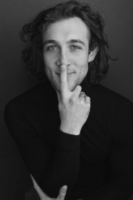 Conor Ryan da la vuelta al guión