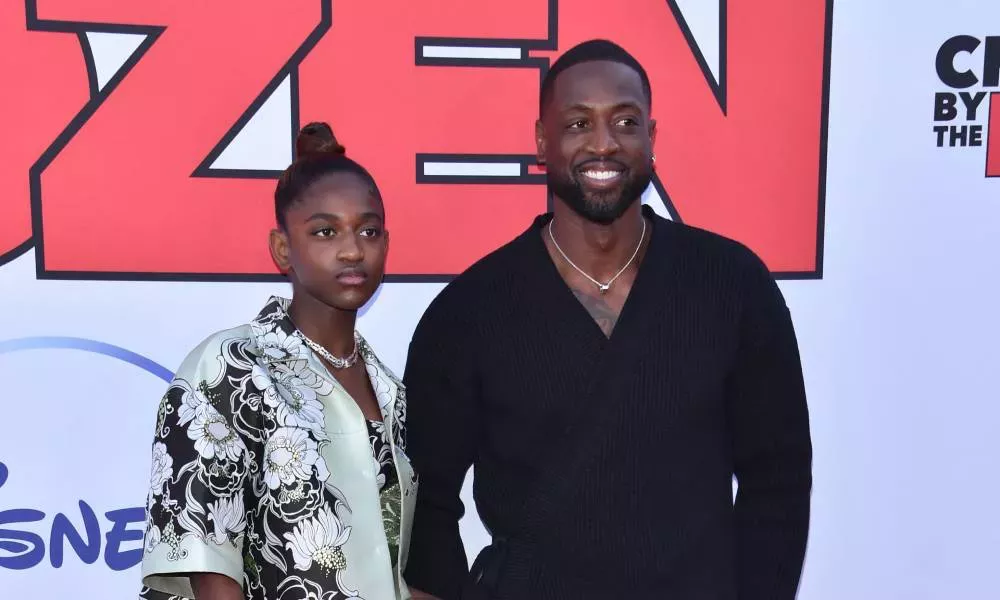Dwyane Wade comparte la desgarradora razón por la que los comentarios están desactivados en el Instagram de su hija trans Zaya