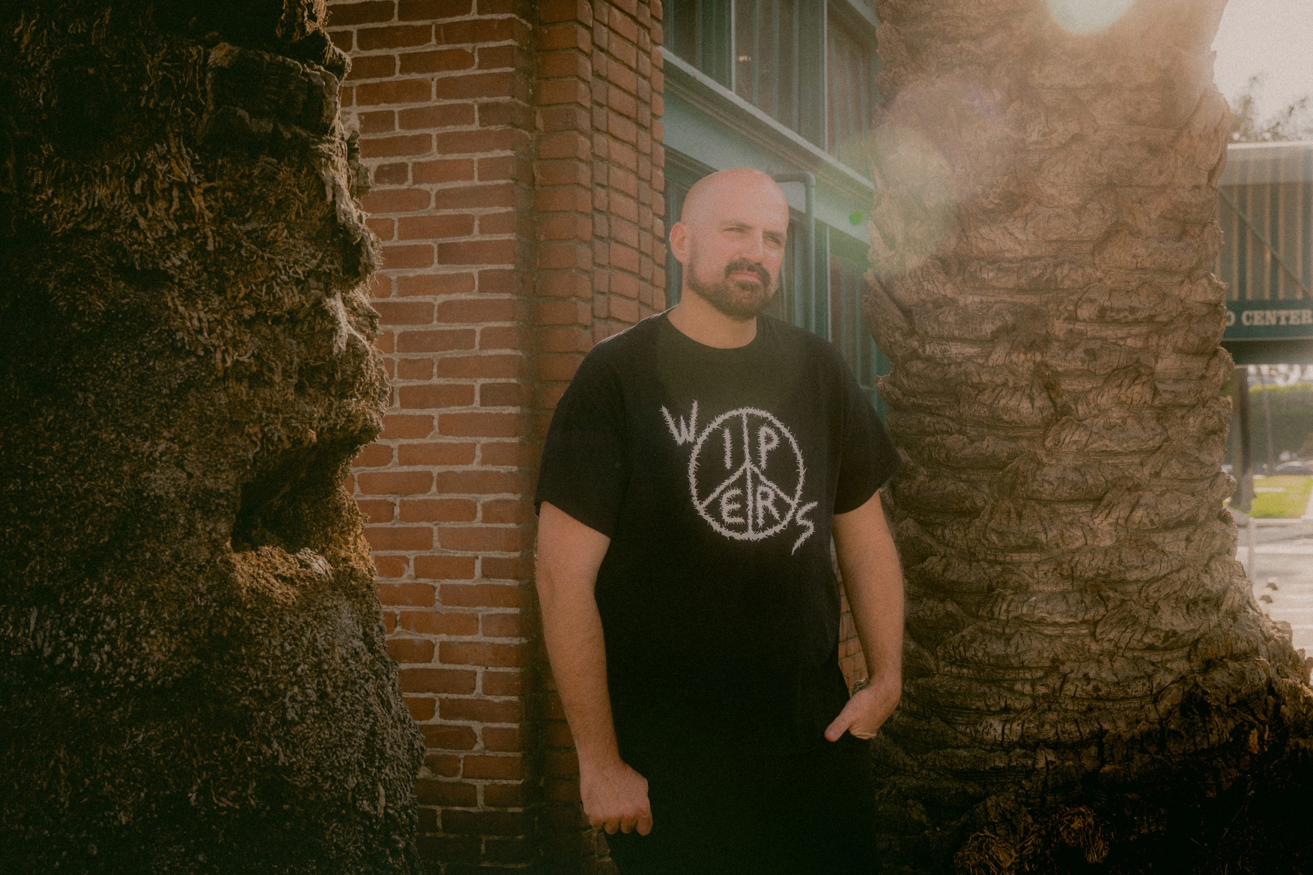 El proyecto Queercore Belted Sweater comparte su nuevo tema