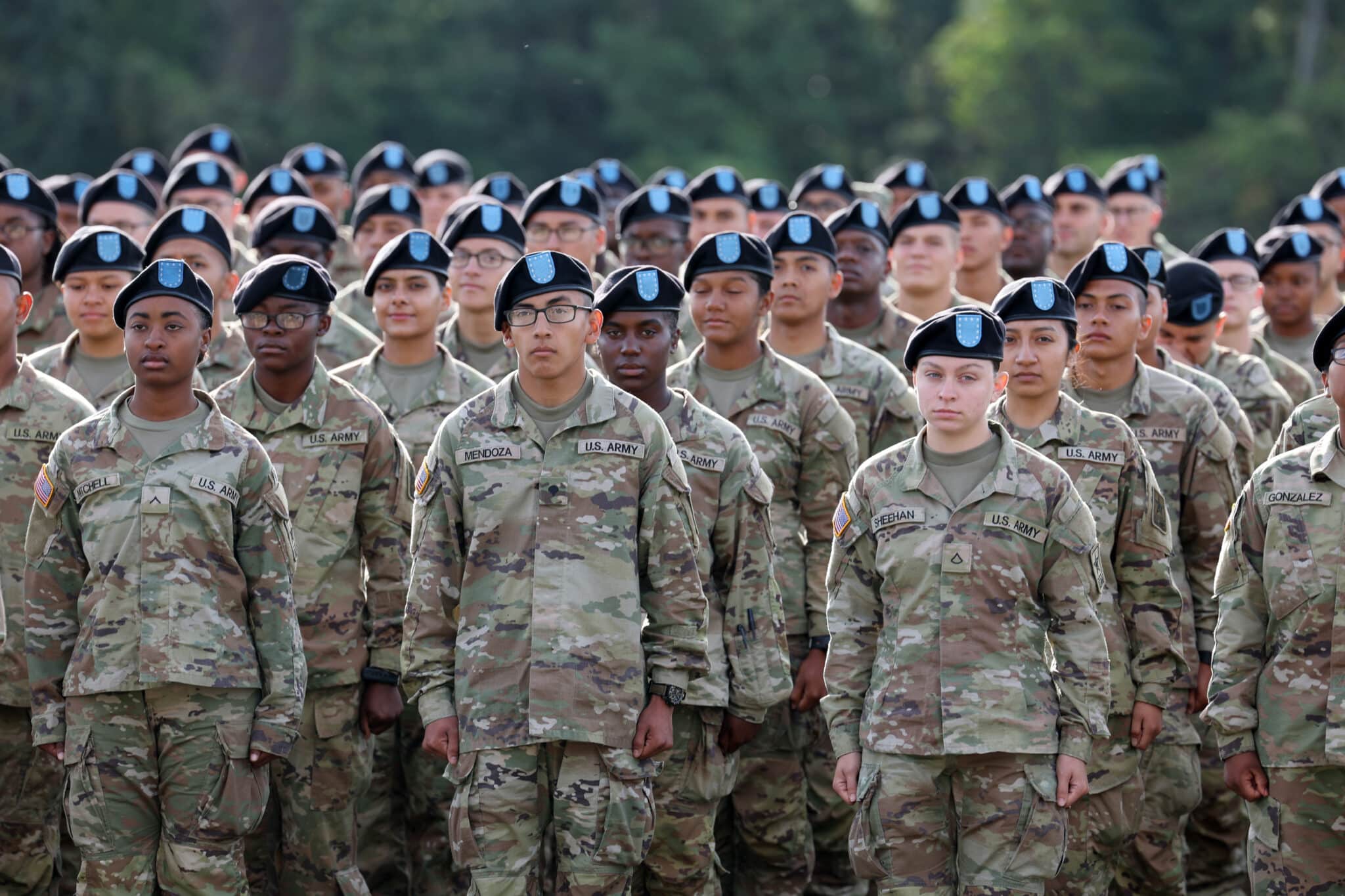 El servicio militar de EEUU obliga a inscribirse a las mujeres trans