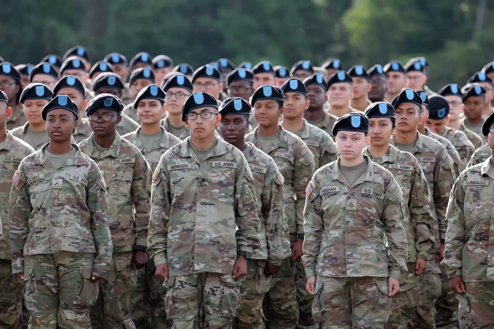 Las mujeres trans deben inscribirse en el servicio militar de EE.UU. según una norma 