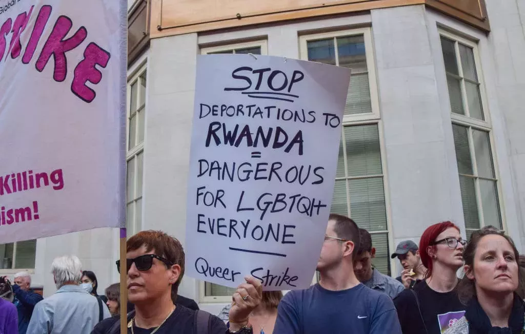 Los activistas LGBTQ+ critican el 