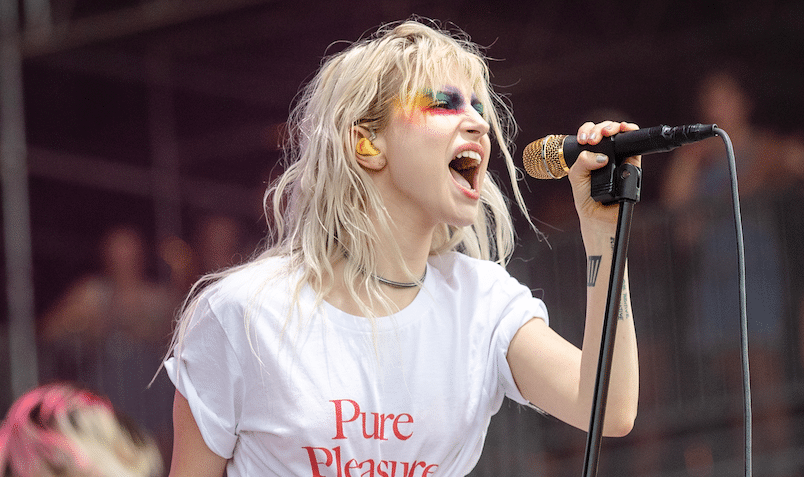 Paramore condena la "violencia y la homofobia" tras una supuesta agresión en un concierto