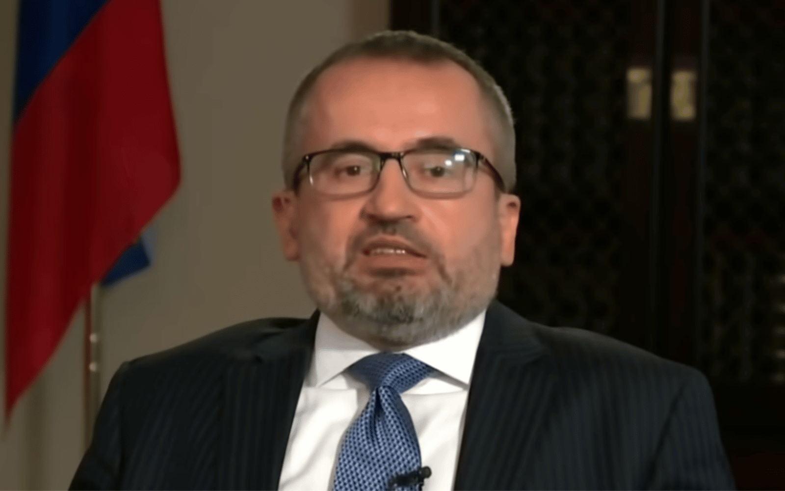 Canadá pide explicaciones al embajador ruso Oleg Stepanov por sus mensajes homófobos