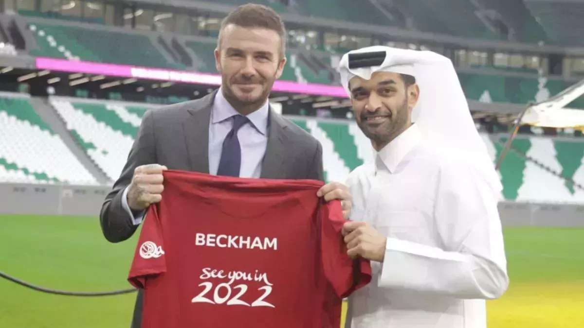 El grupo de aficionados LGTB+ de Inglaterra critica a David Beckham por su papel en el Mundial