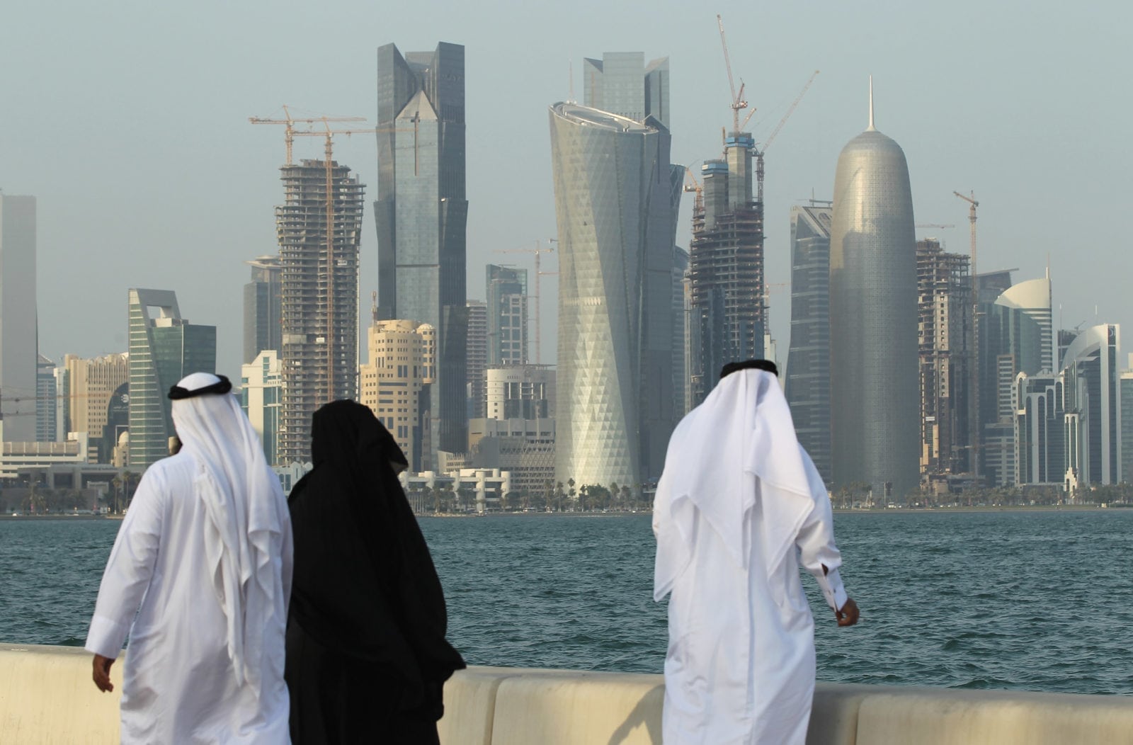 Funcionarios qataríes acusados de violar en grupo a un gay en un hotel