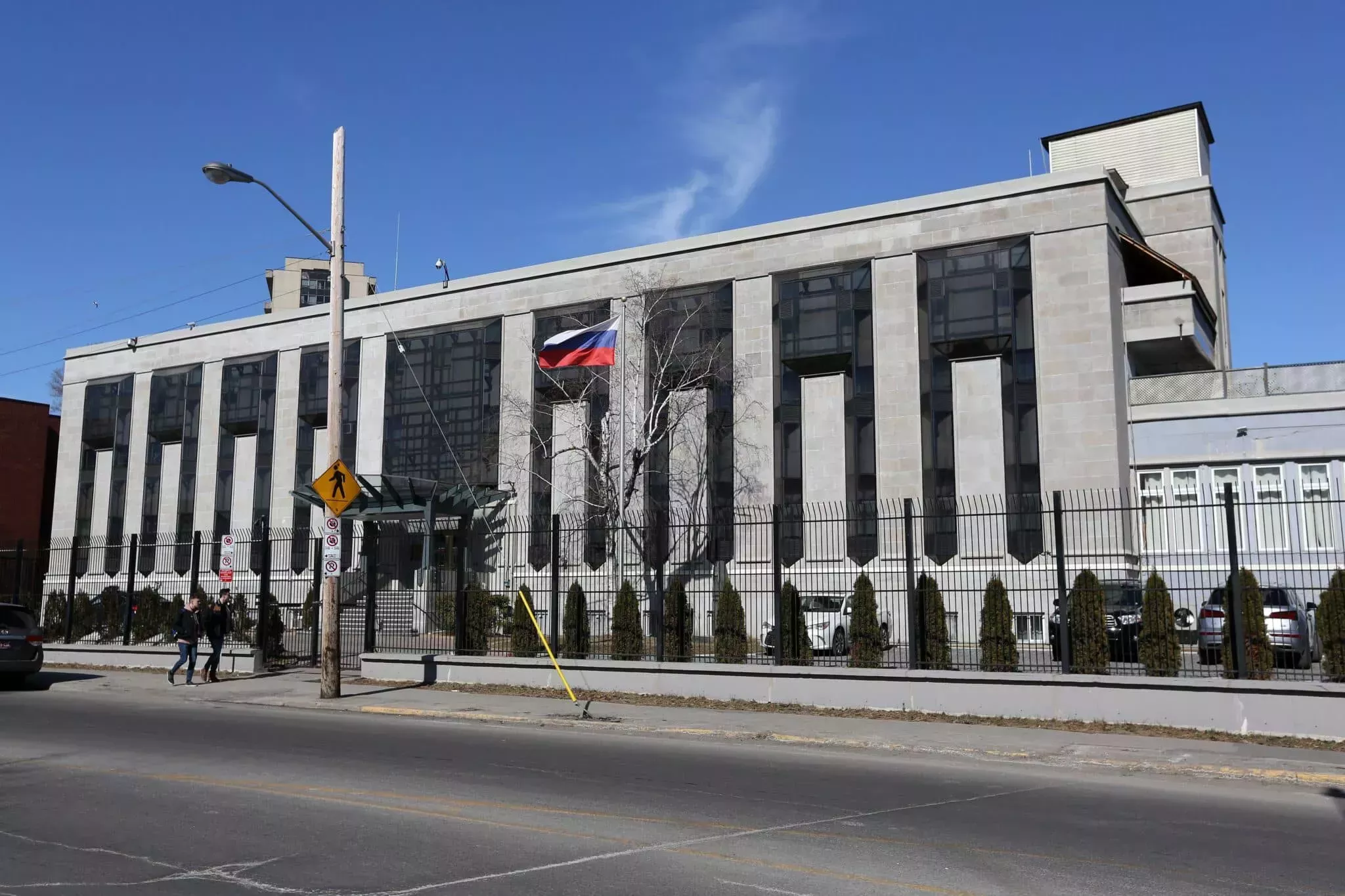 La embajada rusa en Canadá desata una furiosa polémica tras afirmar que 