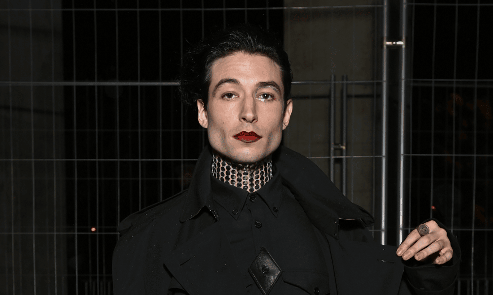 La serie de Fantastic Beasts se 'descarta discretamente' en medio de las polémicas de Ezra Miller y JK Rowling