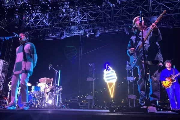 Tegan y Sara hablan de su nuevo programa de televisión, su álbum, su gira y su libro