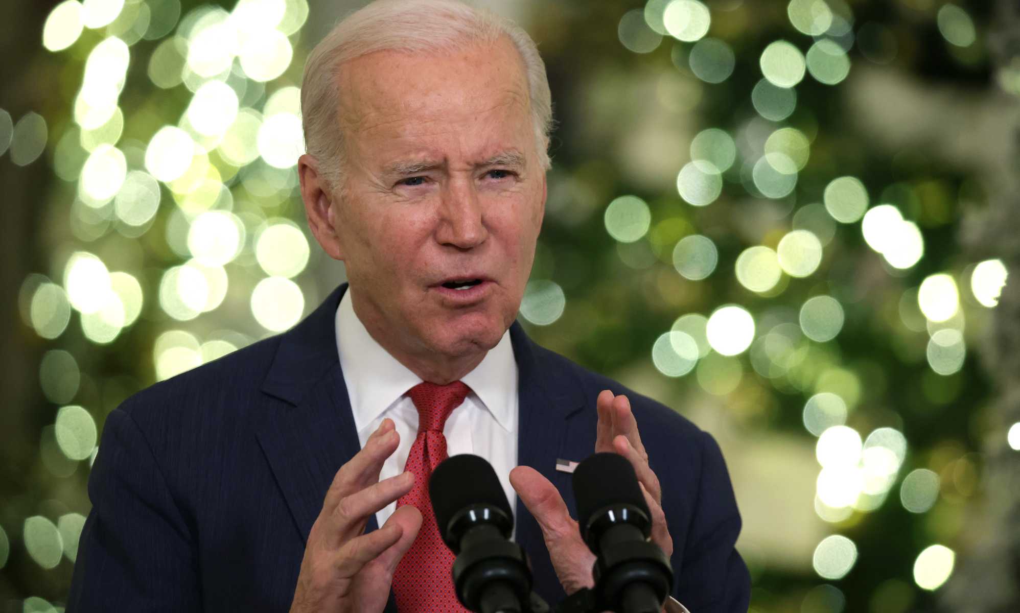 Biden eliminará la ley que permite negar la atención médica a personas trans