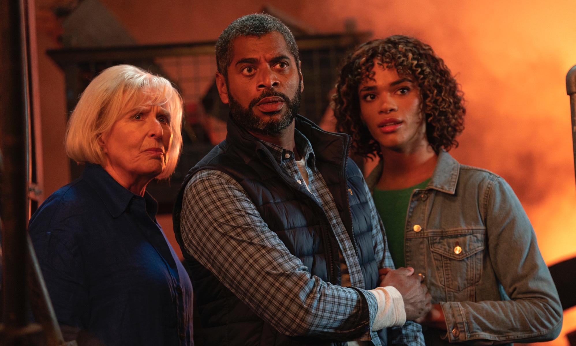 Doctor Who lanza un impresionante tráiler navideño con Yasmin Finney