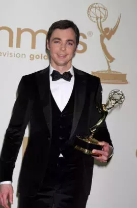 JIM PARSONS bajo una nueva luz