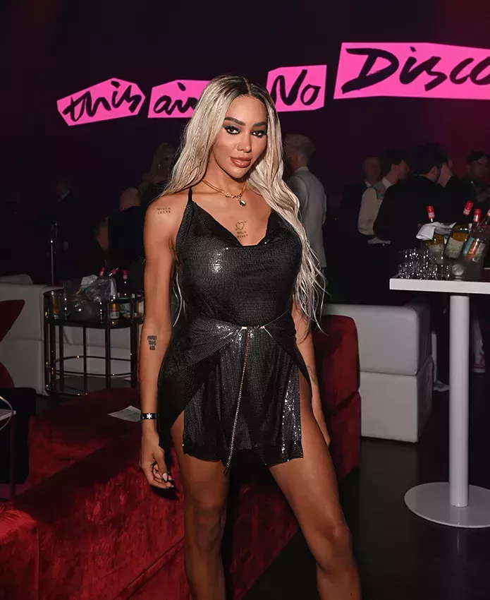 "Los próximos serán los gays": Munroe Bergdorf insta a las personas LGBTQ+ a tomarse en serio la transfobia