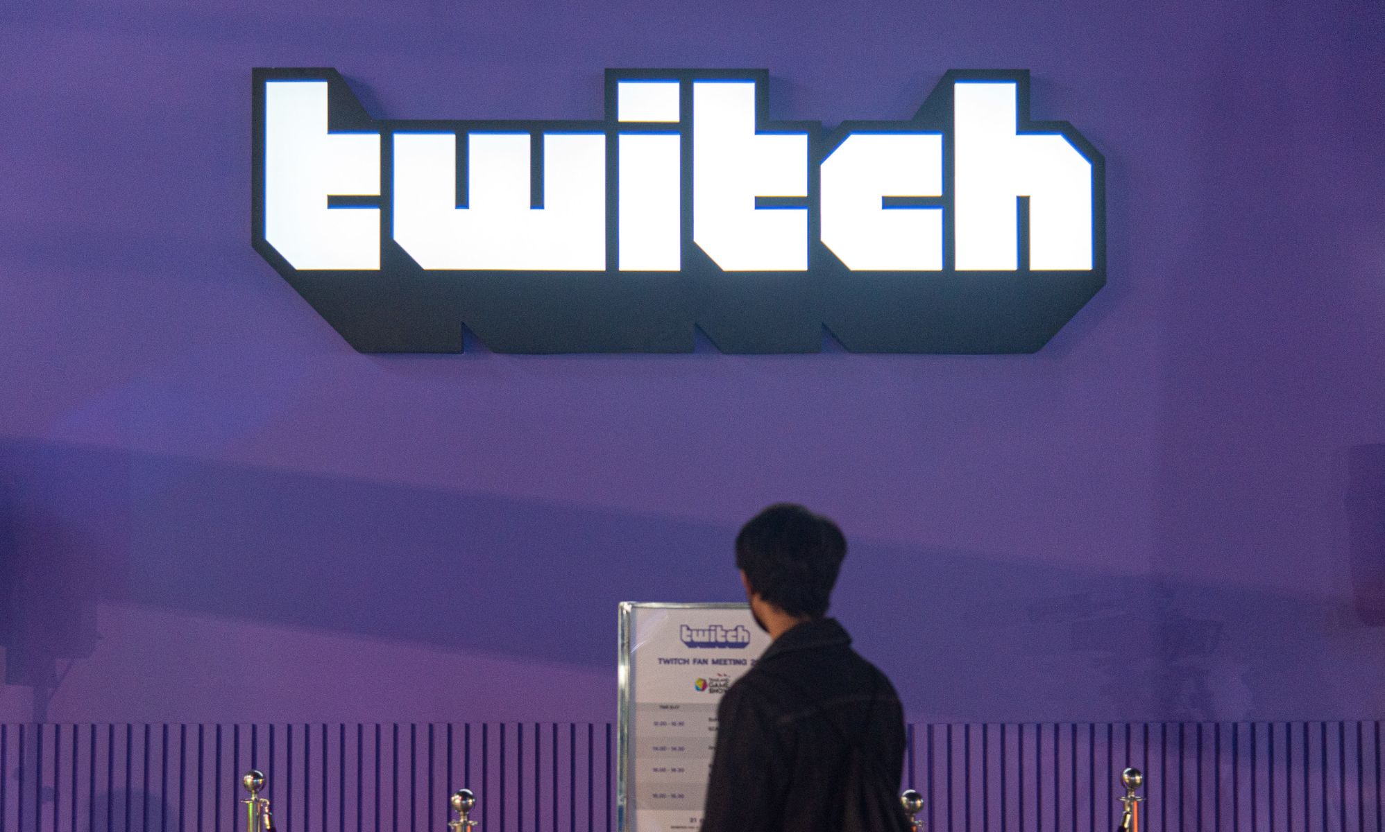 Twitch elimina la Alianza LGB antitrans de la lista de organizaciones benéficas