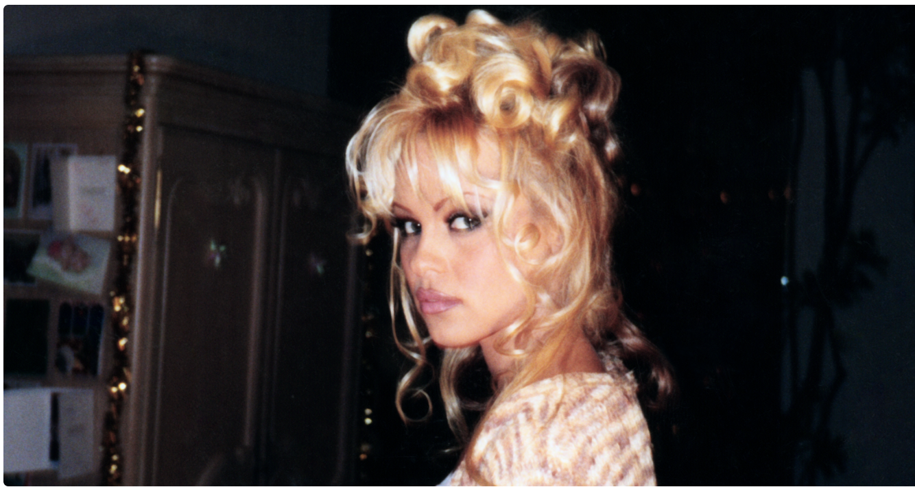 Ya sabemos como es el documental de Pamela Anderson