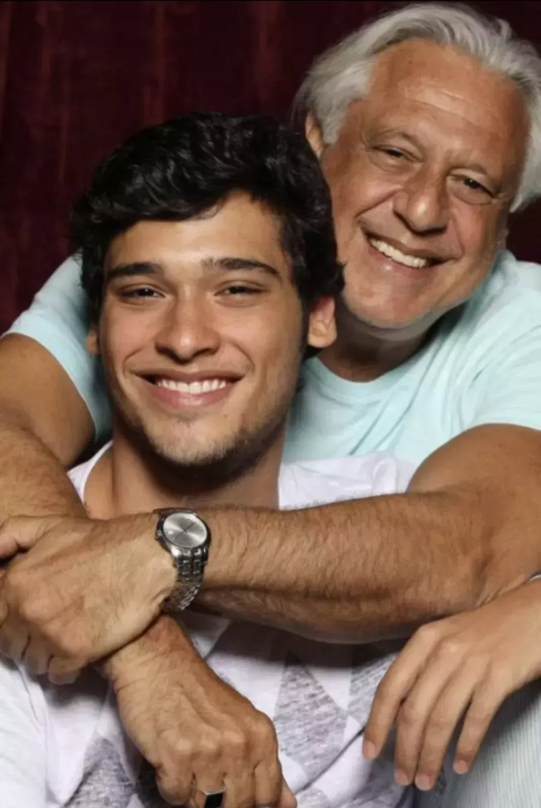 Bruno Fagundes recibe apoyos tras asumir que sale con Igor Fernández: 'Miles de mensajes'