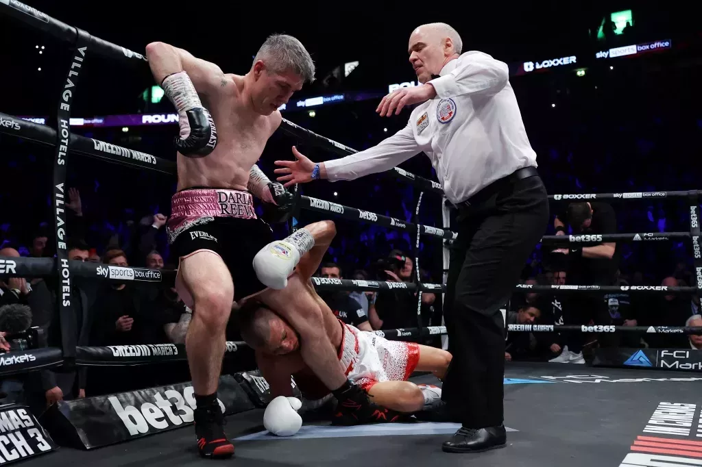 Chris Eubank Jr is knocked down for second time by Liam Smith
