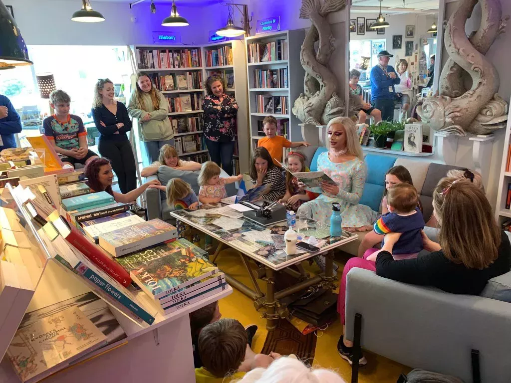 Dr Panti Bliss-Cabrera reads to kids during a Mayo Pride event